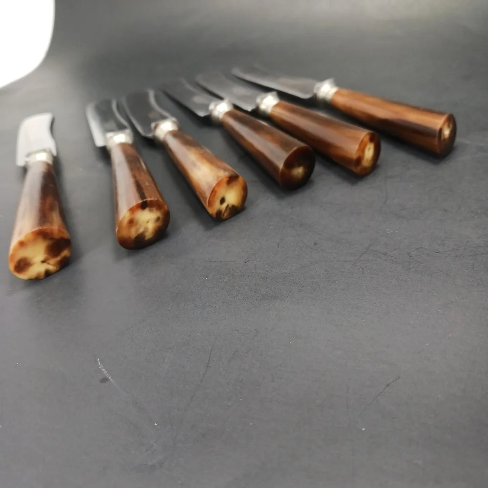 6 Vintage Dutch Antler/Horn Handle Sharp DINNER KNIVES EUC